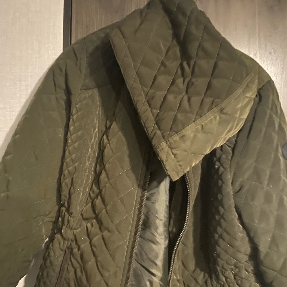 Woman coat - Picture 3 of 4